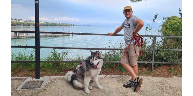 Valentin : l’art de la discrétion et de la bienveillance